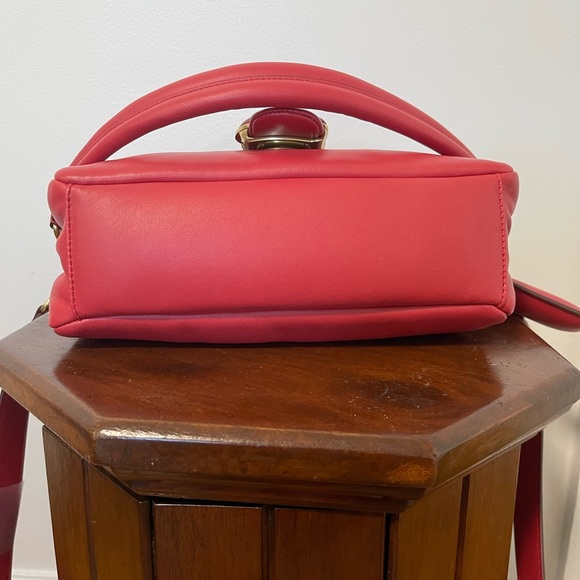 NWT Coach Pillow Tabby 26 - Picture 7 of 9